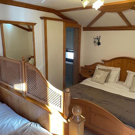 Hotel Valle Verde - Rent Ski & Bike ตาร์วีซีโอ ภายนอก รูปภาพ